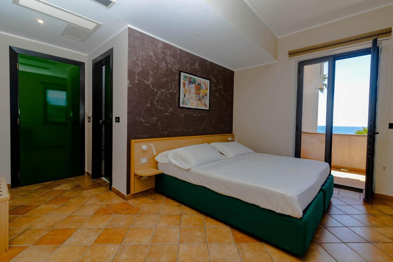 Hotel Federica Риаче-Марина Экстерьер фото